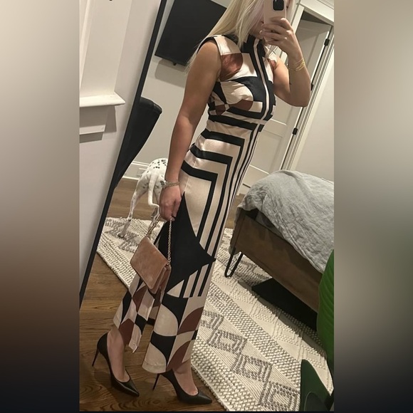 NWT $178 By Anthropologie Mock Neck Column Geometric Midi Dress Size Large SOFT - Picture 6 of 12